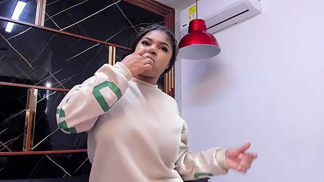 HannyThompson online show from 10/03/25, 12:50