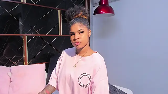 HannyThompson online show from 11/19/25, 12:05