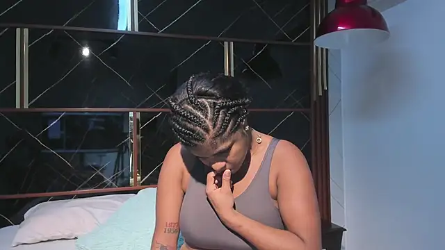 HannyThompson online show from 03/15/26, 12:45