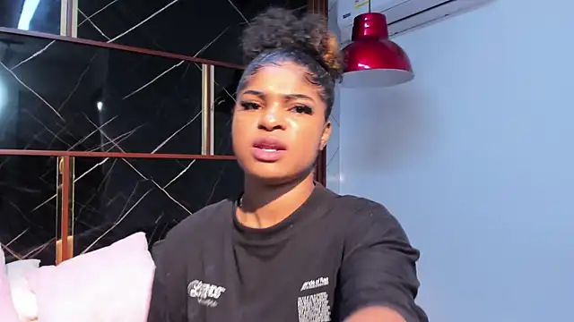 HannyThompson online show from 11/18/25, 12:41