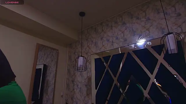 Luciifeer  online show from 11/29/25, 06:52