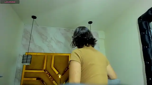 Luciifeer  online show from 10/15/25, 06:49