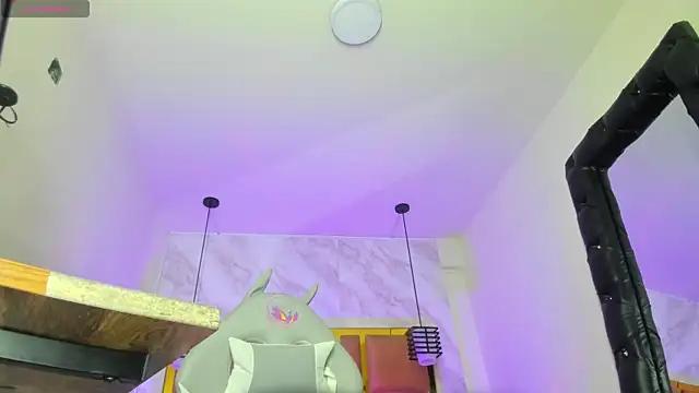 Luciifeer  online show from 04/07/26, 07:48