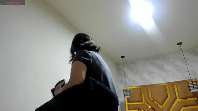 Luciifeer  online show from 12/20/25, 04:21