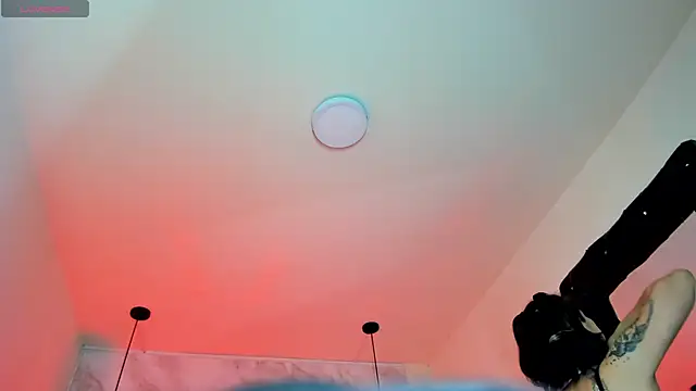 Luciifeer  online show from 10/31/25, 06:59