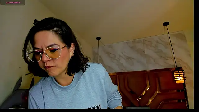 Luciifeer  online show from 03/10/26, 06:45