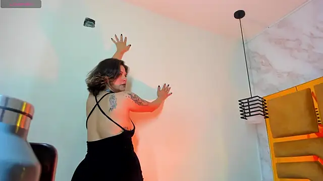 Luciifeer  online show from 11/07/25, 06:56