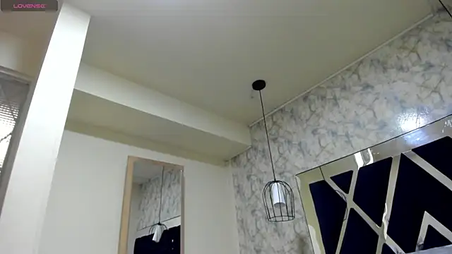 Luciifeer  online show from 04/12/26, 03:37