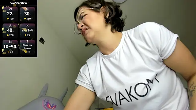 Luciifeer  online show from 09/19/25, 06:45