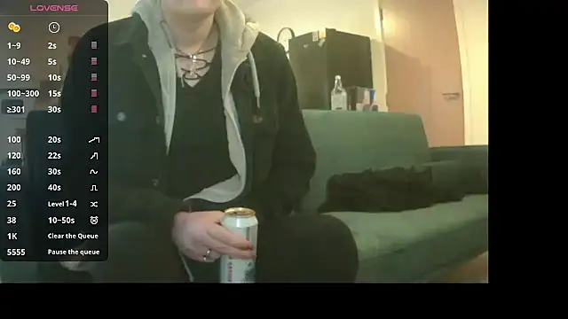 avamaxwell online show from 04/05/26, 06:14