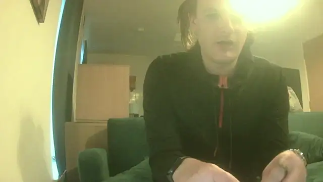 Snapshot of avamaxwell chatting on 04/23/26, 07:37 avamaxwell online show from 04/23/26, 07:37