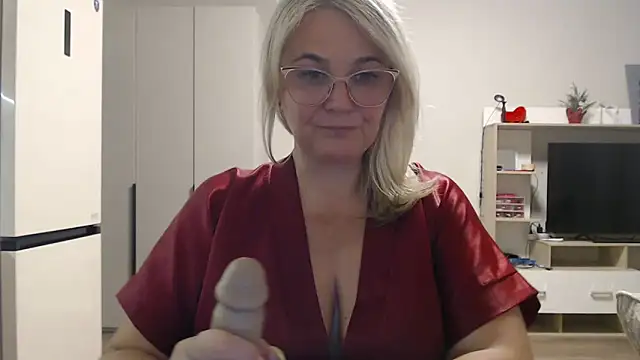 EleanoraDream online show from 02/20/26, 01:02