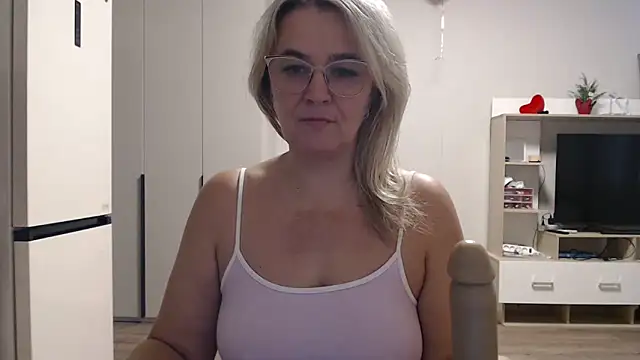 EleanoraDream online show from 03/21/26, 06:03