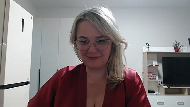 EleanoraDream online show from 02/15/26, 11:58