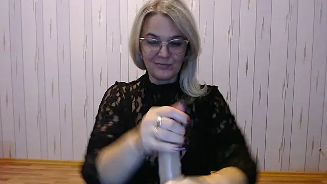 EleanoraDream online show from 10/16/25, 01:41