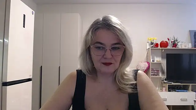 EleanoraDream online show from 05/03/26, 09:58