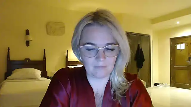 EleanoraDream online show from 02/04/26, 09:10