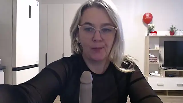 EleanoraDream online show from 03/24/26, 07:08