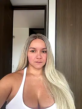 Nova Gabriela online show from 12/04/25, 12:59