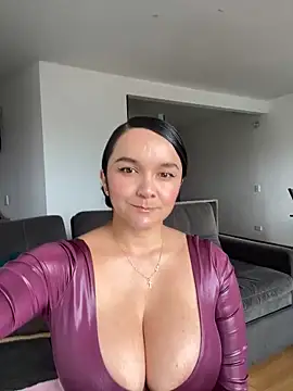 Nova Gabriela online show from 09/30/25, 03:18