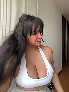 Nova Gabriela online show from 04/13/26, 03:27