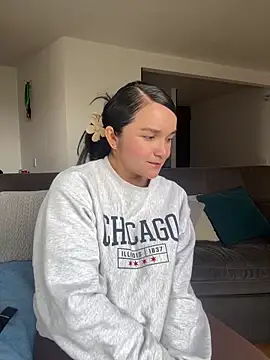 Nova Gabriela online show from 10/10/25, 02:29