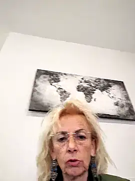 clarabell4 online show from 03/23/26, 08:36