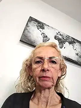 clarabell4 online show from 04/07/26, 08:16