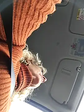 clarabell4 online show from 12/16/25, 07:56