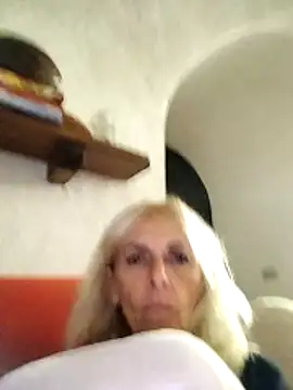 clarabell4 online show from 12/05/25, 08:06