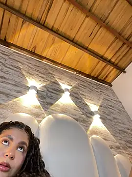 Snapshot of Yassy_vazquez chatting on 01/16/26, 07:40 Yassy vazquez online show from 01/16/26, 07:40