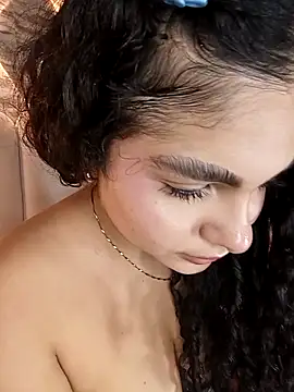 Yassy vazquez online show from 03/31/26, 07:38