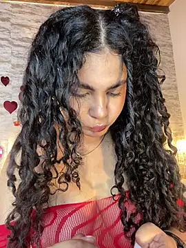 Snapshot of Yassy_vazquez chatting on 02/13/26, 07:36 Yassy vazquez online show from 02/13/26, 07:36