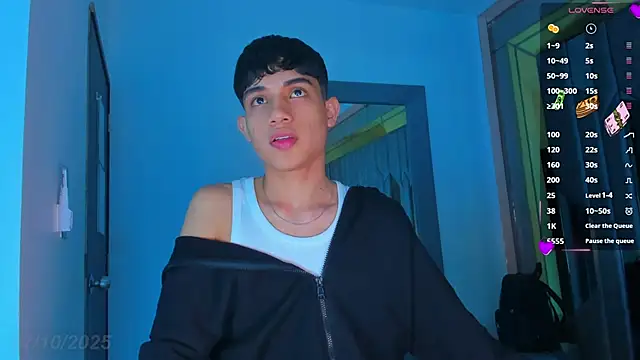 Sebax Young online show from 10/28/25, 04:13