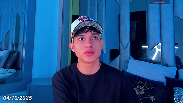 Sebax Young online show from 10/04/25, 08:43