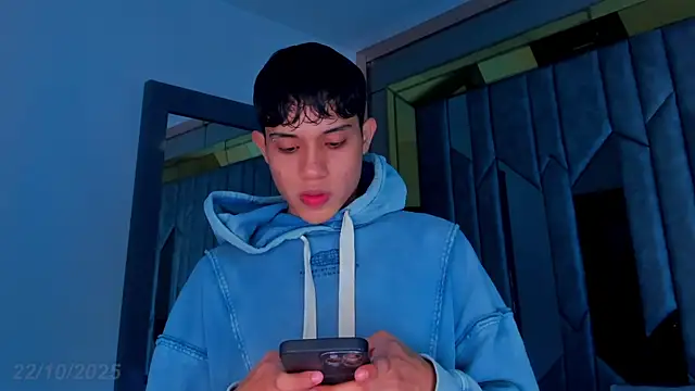 Sebax Young online show from 10/23/25, 03:38