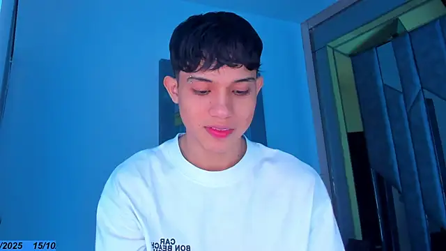 Sebax Young online show from 10/15/25, 08:06