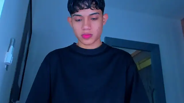 Sebax Young online show from 11/26/25, 09:04