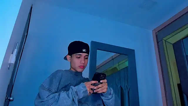 Sebax Young online show from 11/06/25, 03:54