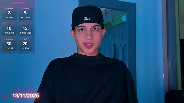 Sebax Young online show from 11/13/25, 08:13