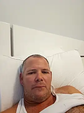 cubanitofeliz40 online show from 12/02/25, 07:48