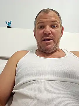 cubanitofeliz40 online show from 03/05/26, 12:24