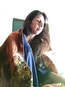 Snapshot of _MoonLipson_ chatting on 10/17/25, 04:38 MoonLipson online show from 10/17/25, 04:38