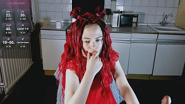 Georgia  Miller online show from 09/19/25, 05:50