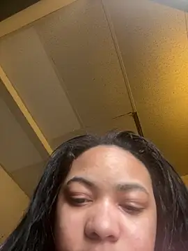 Snapshot of nuttybutter999999 chatting on 03/04/26, 10:17 nuttybutter999999 online show from 03/04/26, 10:17