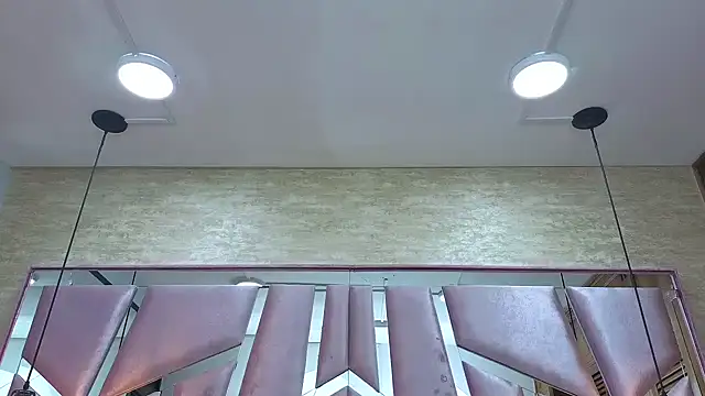 Snapshot of ThaliaCross chatting on 01/07/26, 07:52 ThaliaCross online show from 01/07/26, 07:52