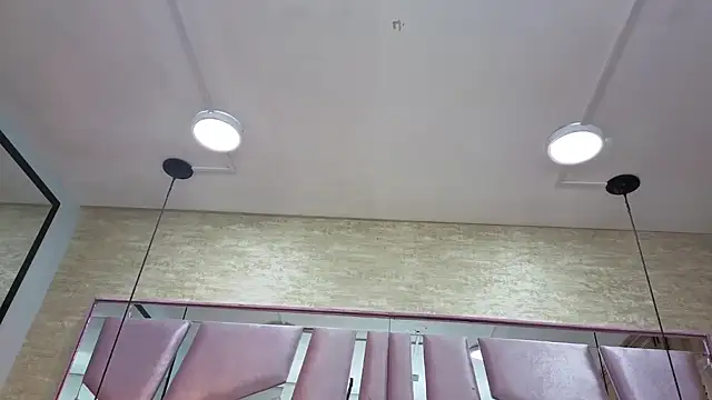 ThaliaCross online show from 03/29/26, 12:29