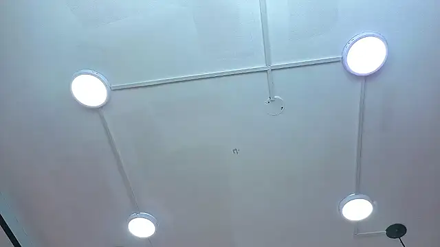 Snapshot of ThaliaCross chatting on 01/10/26, 07:42 ThaliaCross online show from 01/10/26, 07:42