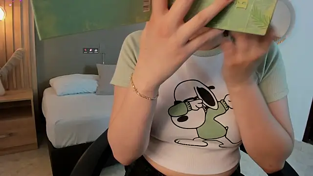 emma fhox online show from 10/17/25, 02:26