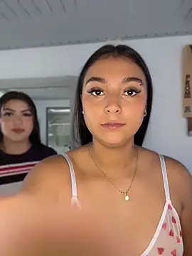 nicolexxaleja online show from 04/14/26, 06:35